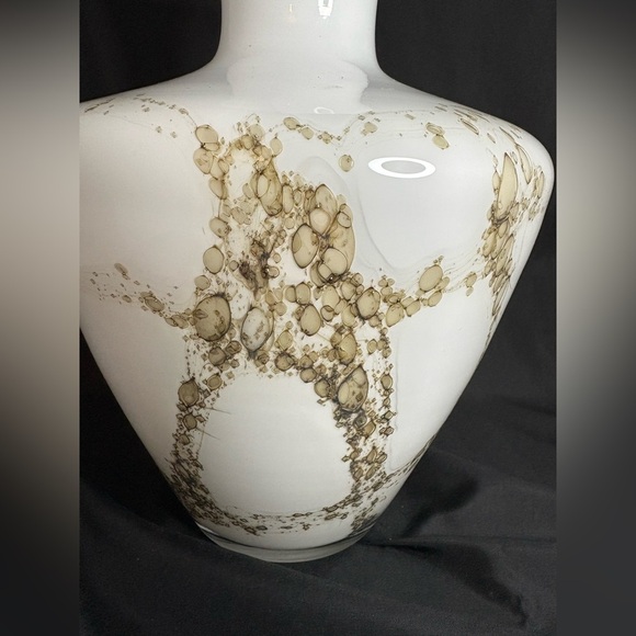 Glass Accent vase - Picture 5 of 7